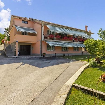 Apartman Nora Mucici Zewnętrze zdjęcie